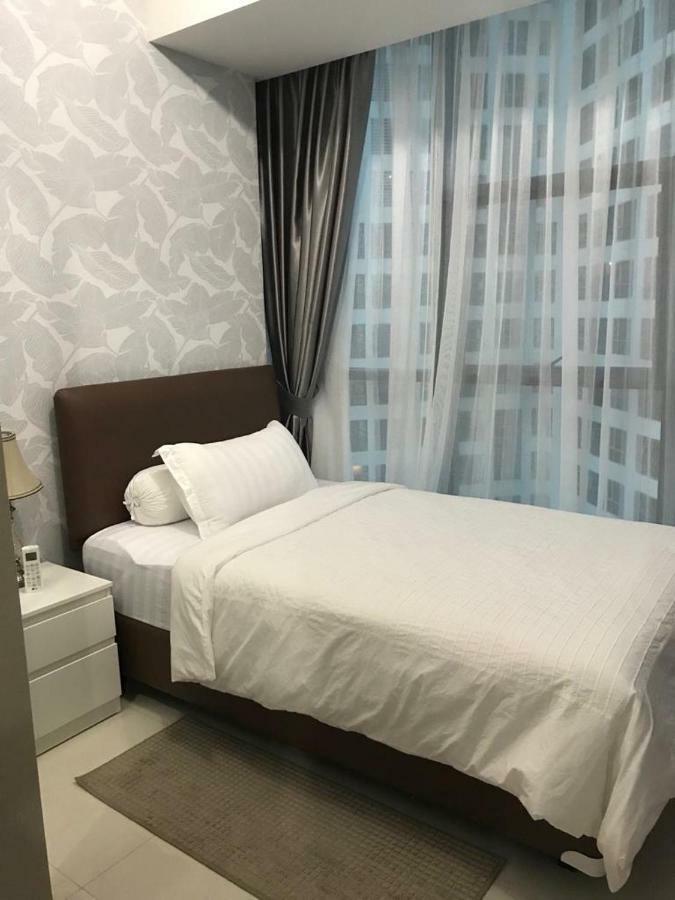 Luxury 2 Bedroom Condo At Casa Grande Residence - Kasablanka Mall จาการ์ตา ภายนอก รูปภาพ